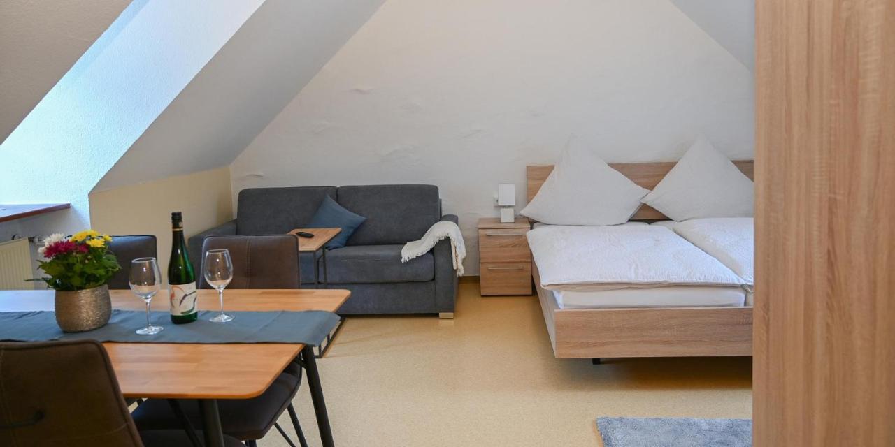 Ferienappartements Intour Ockfen Bagian luar foto