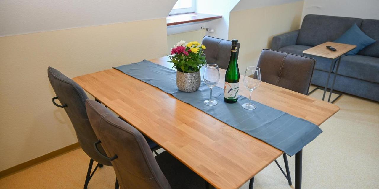 Ferienappartements Intour Ockfen Bagian luar foto