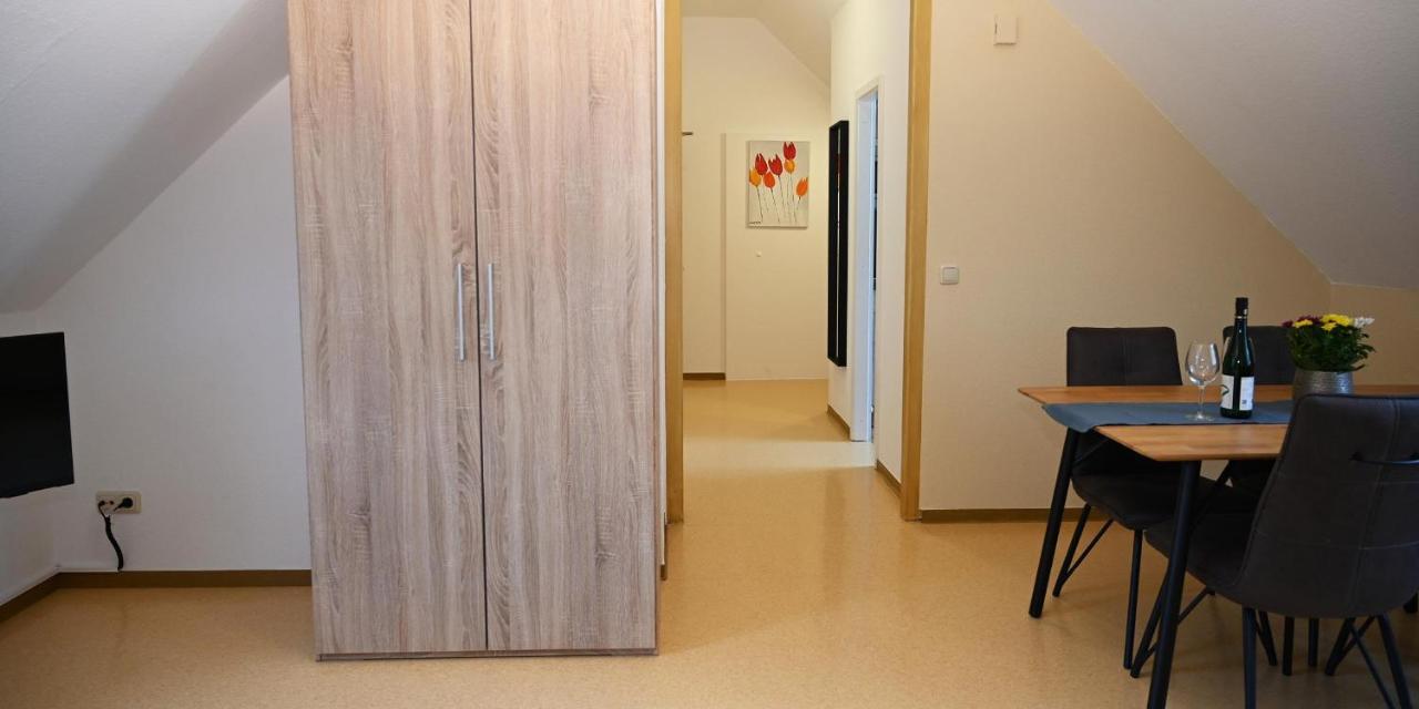Ferienappartements Intour Ockfen Bagian luar foto